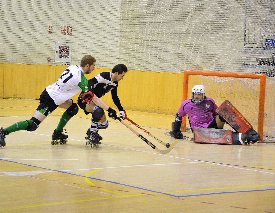 Selección de fotos del derbi navarro Iruña hockey - Oberena en la Rochapea